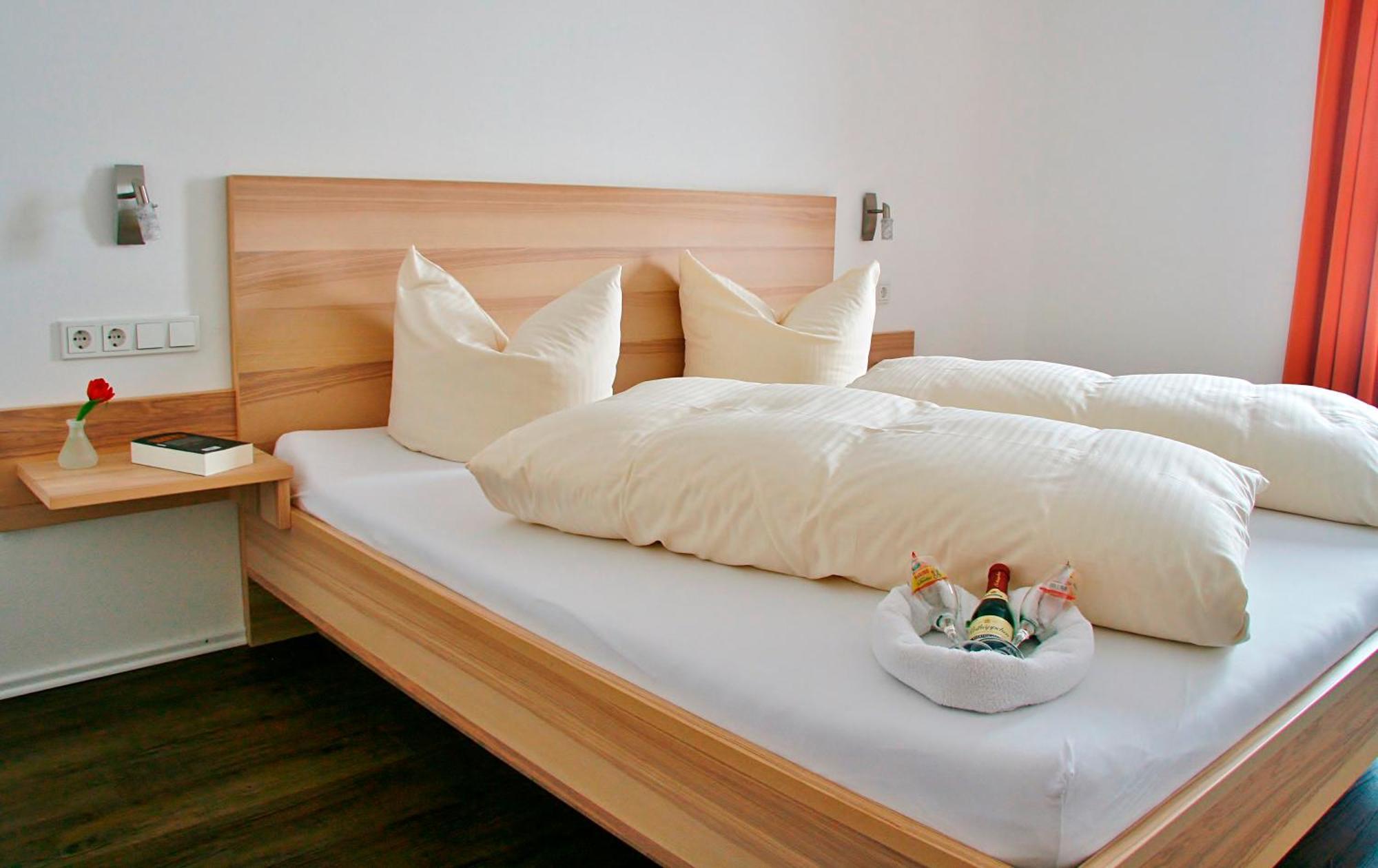 Seehotel Und Appartements Schnoeller Rieden Extérieur photo
