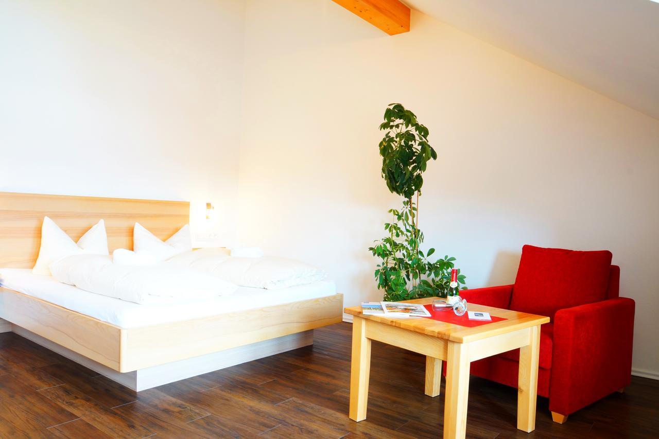 Seehotel Und Appartements Schnoeller Rieden Extérieur photo